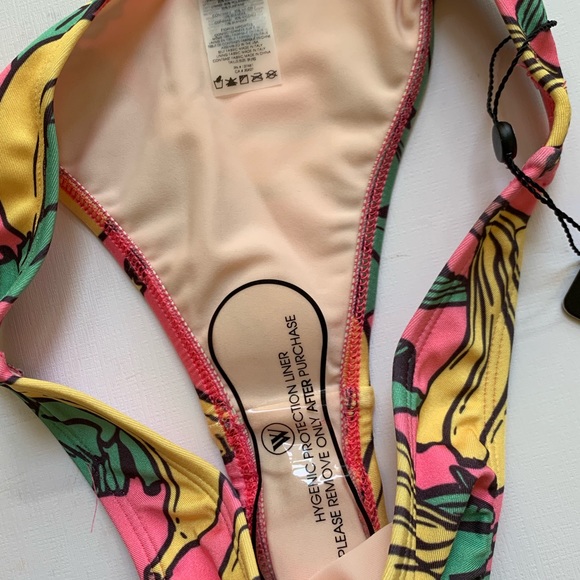 Wildfox Banana Bikini Mermaid Top Brazilian Bottom - Picture 8 of 8